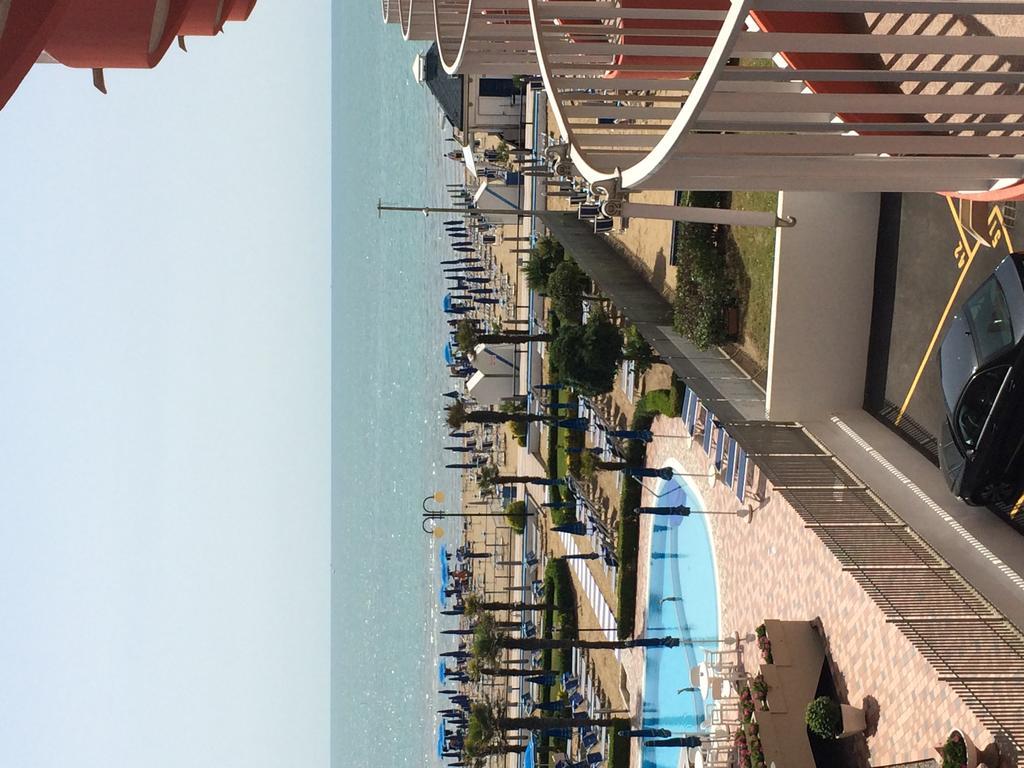 Residence Apollo - Walterigato Apartments Solo Per Famiglie Lido di Jesolo Exteriér fotografie