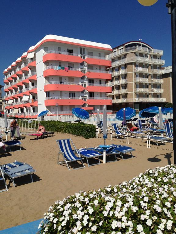Residence Apollo - Walterigato Apartments Solo Per Famiglie Lido di Jesolo Exteriér fotografie